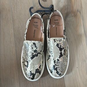 Time and Tru Snake Print Slip-On Shoes